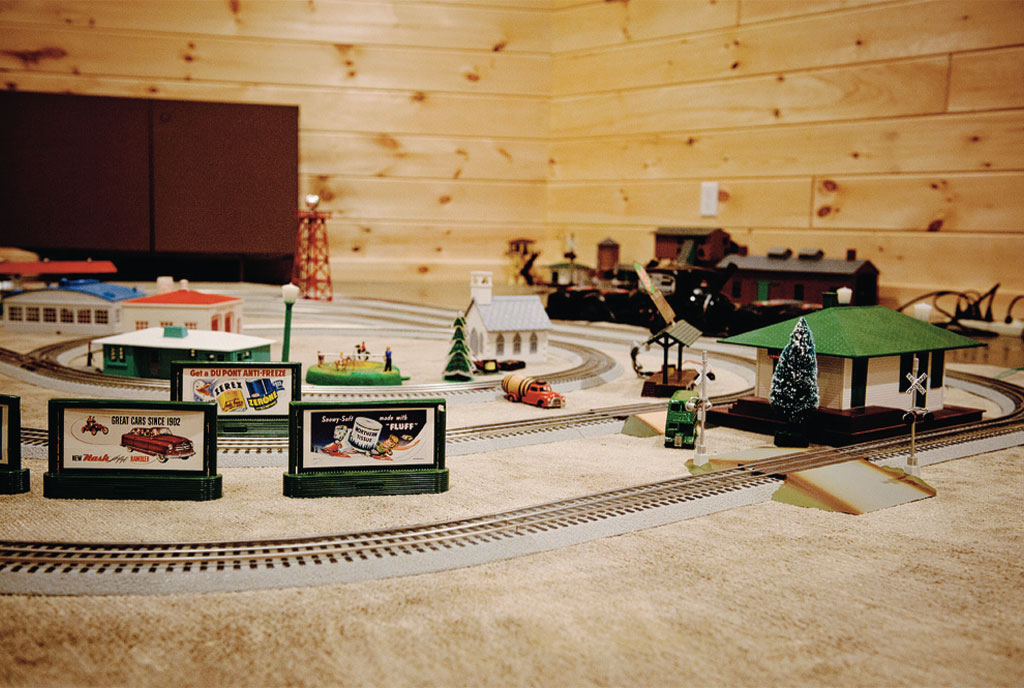Beaver Mountain Log Homes Our Laughing Place Log Home Train Set