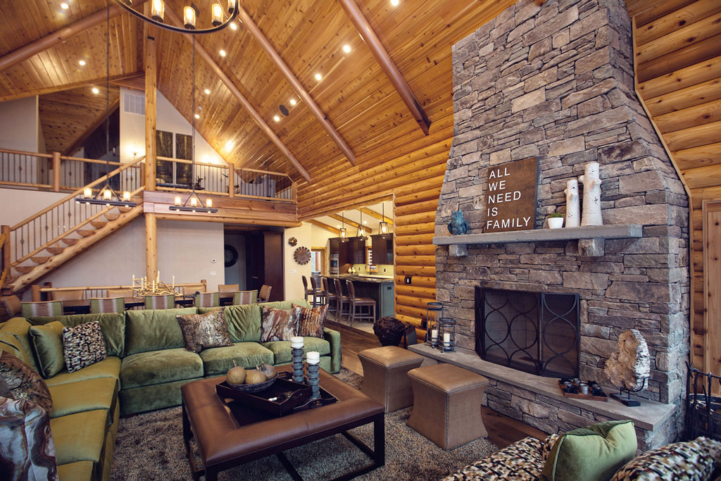 Cedar Crest Cabin Cedar Log Home Livingroom Fireplace
