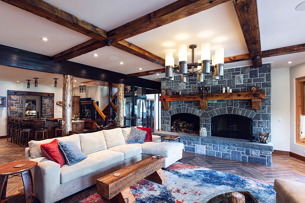 Beaver Mountain Log Homes Kuyahoora Lodge Red Cedar Timber Home Stone Fireplace