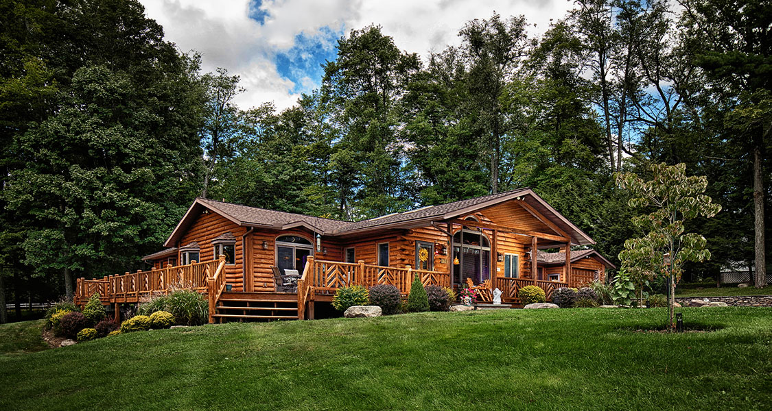 Ranch log home in the Catskills